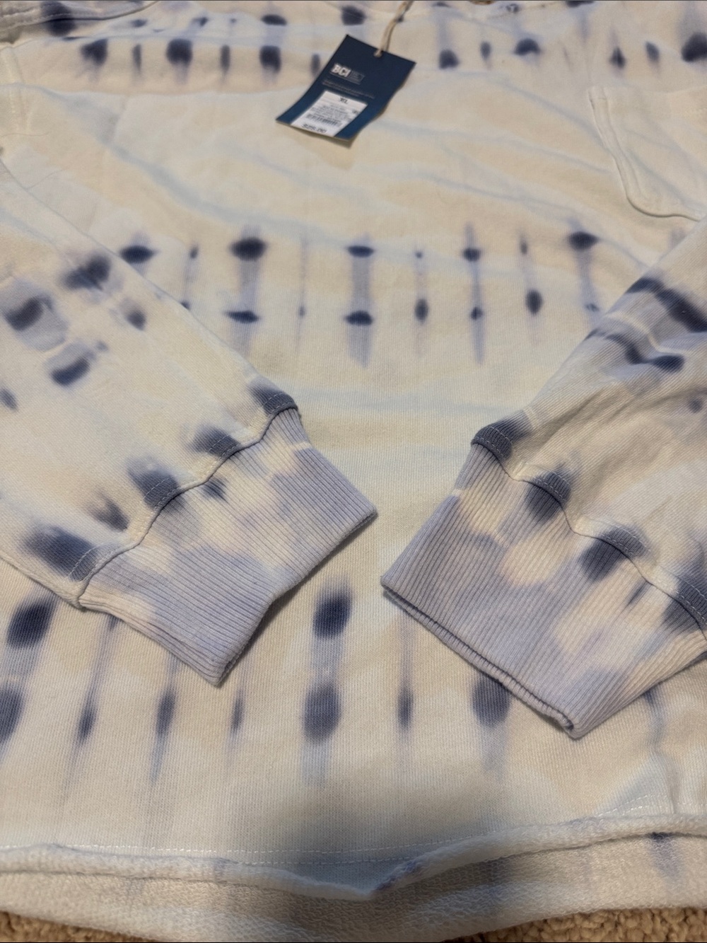 Universal Thread White and Blue Tie-Dye Pullover Sweatshirt - Picture 5 of 5